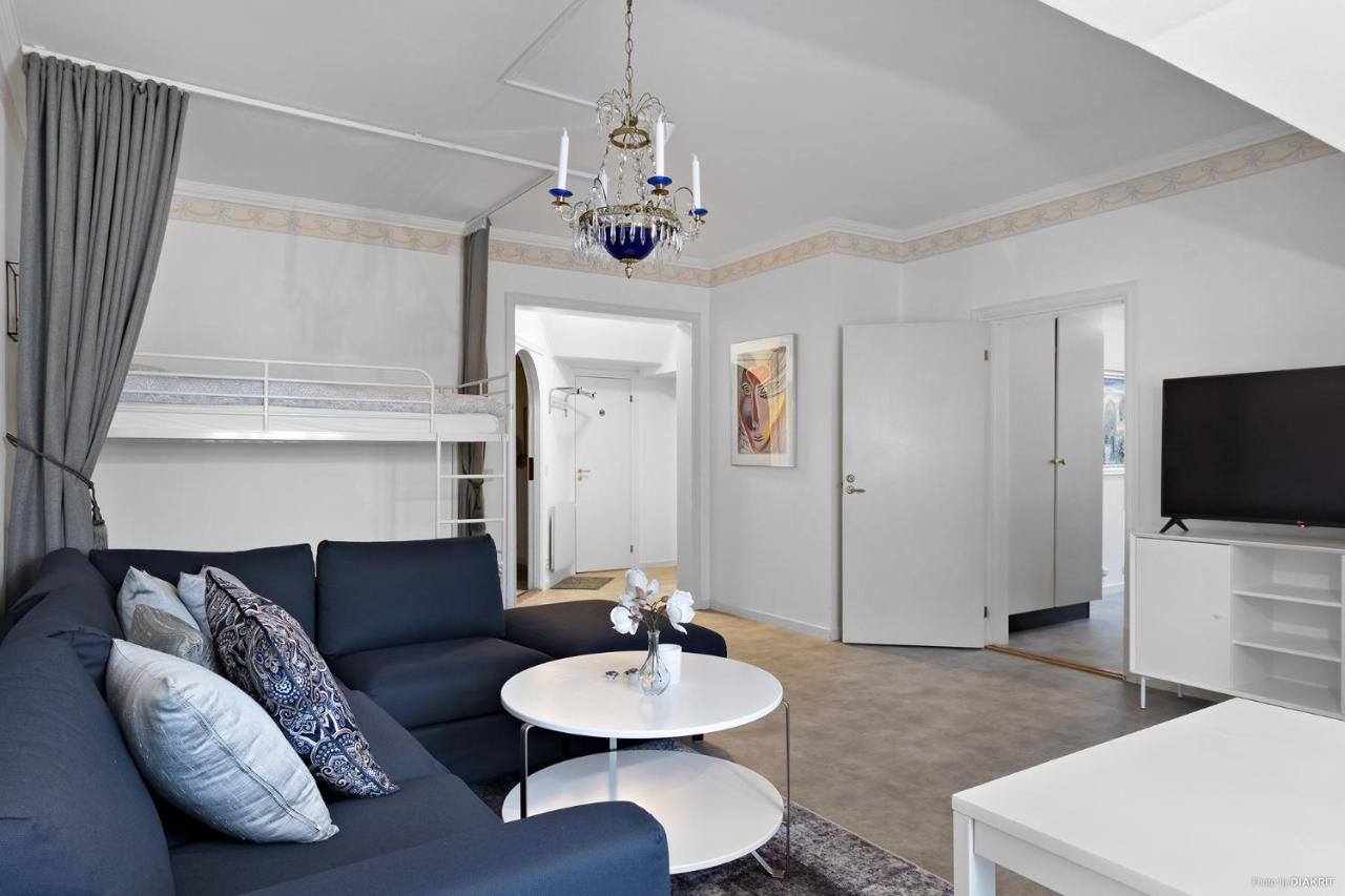 Hernoerum Storgatan - Centrala Laegenheter แฮร์เนอซันด์ ภายนอก รูปภาพ