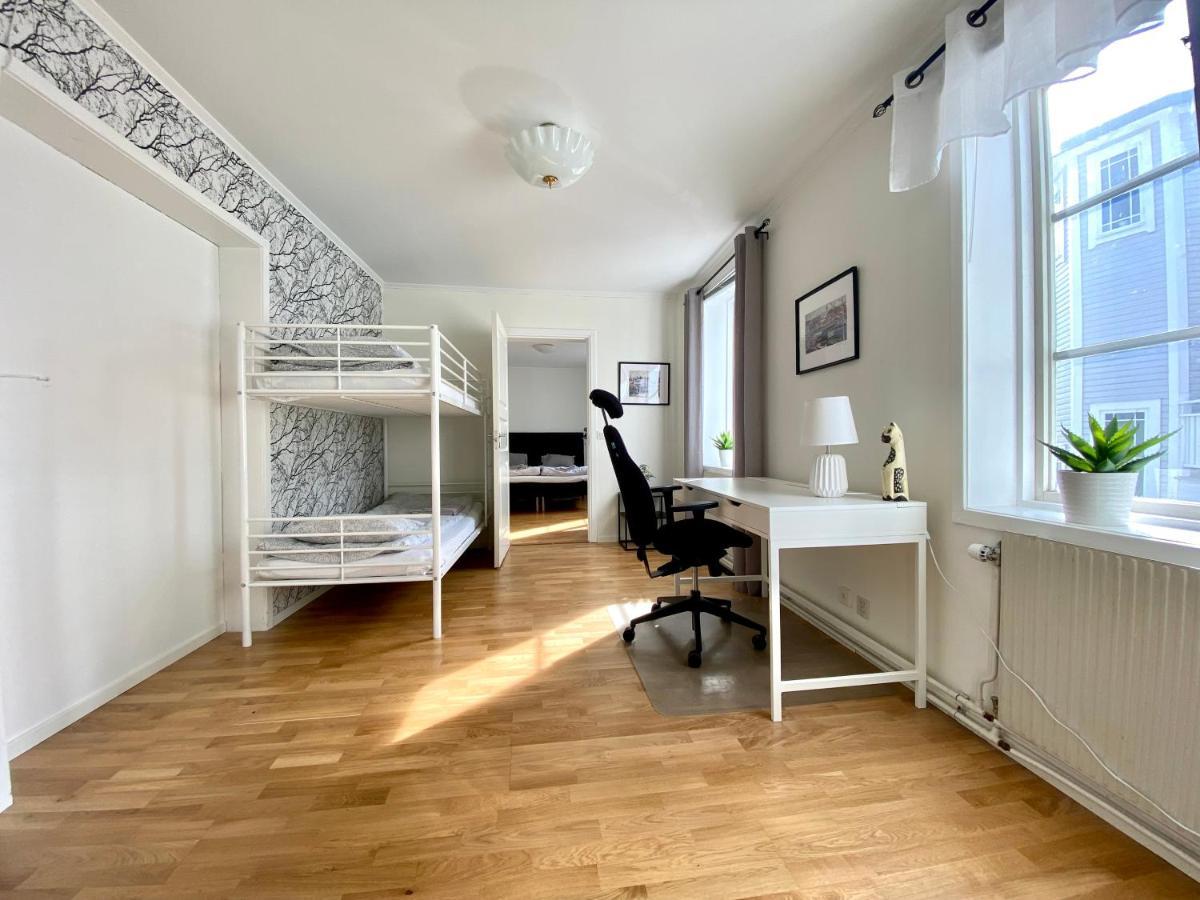 Hernoerum Storgatan - Centrala Laegenheter แฮร์เนอซันด์ ภายนอก รูปภาพ